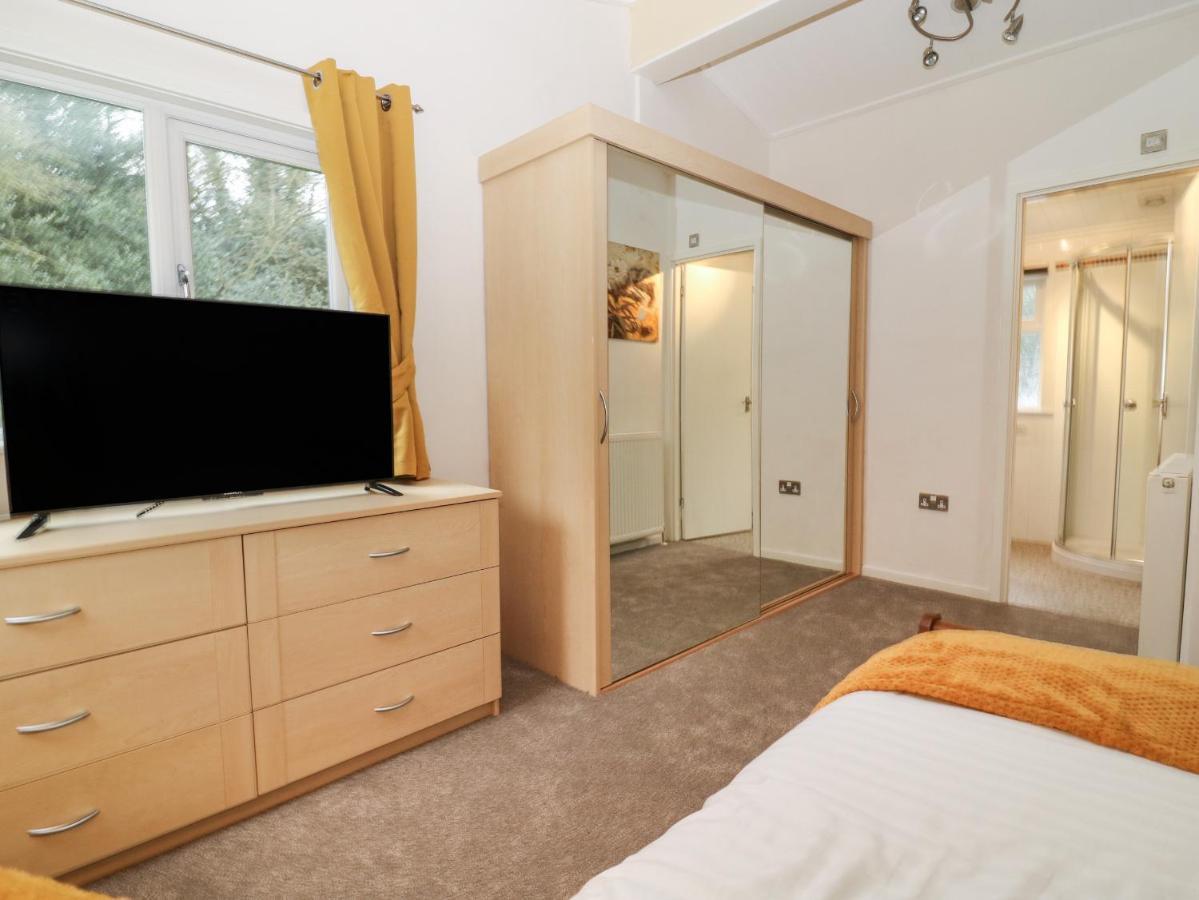 3 The Fairway Villa Cottingham  Exteriör bild